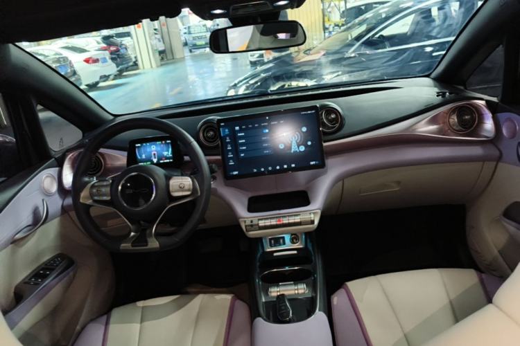 Used BYD Dolphin 2021 405 km Fashion Edition Center Console