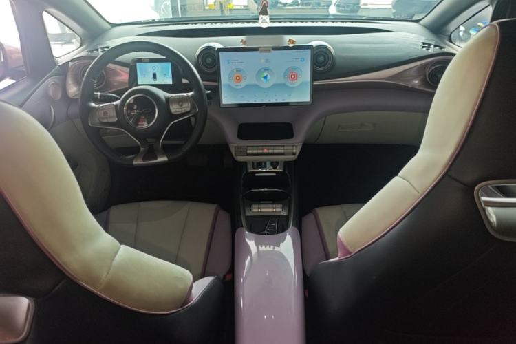Used BYD Dolphin 2021 405 km Fashion Edition Center Console
