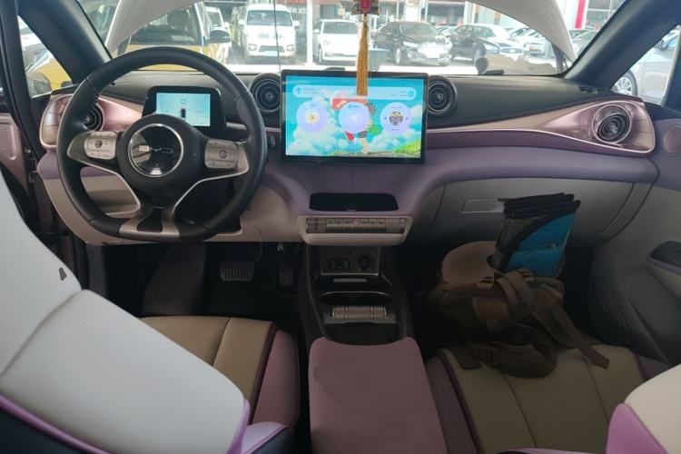 Used BYD Dolphin 2021 405 km Fashion Edition Center Console