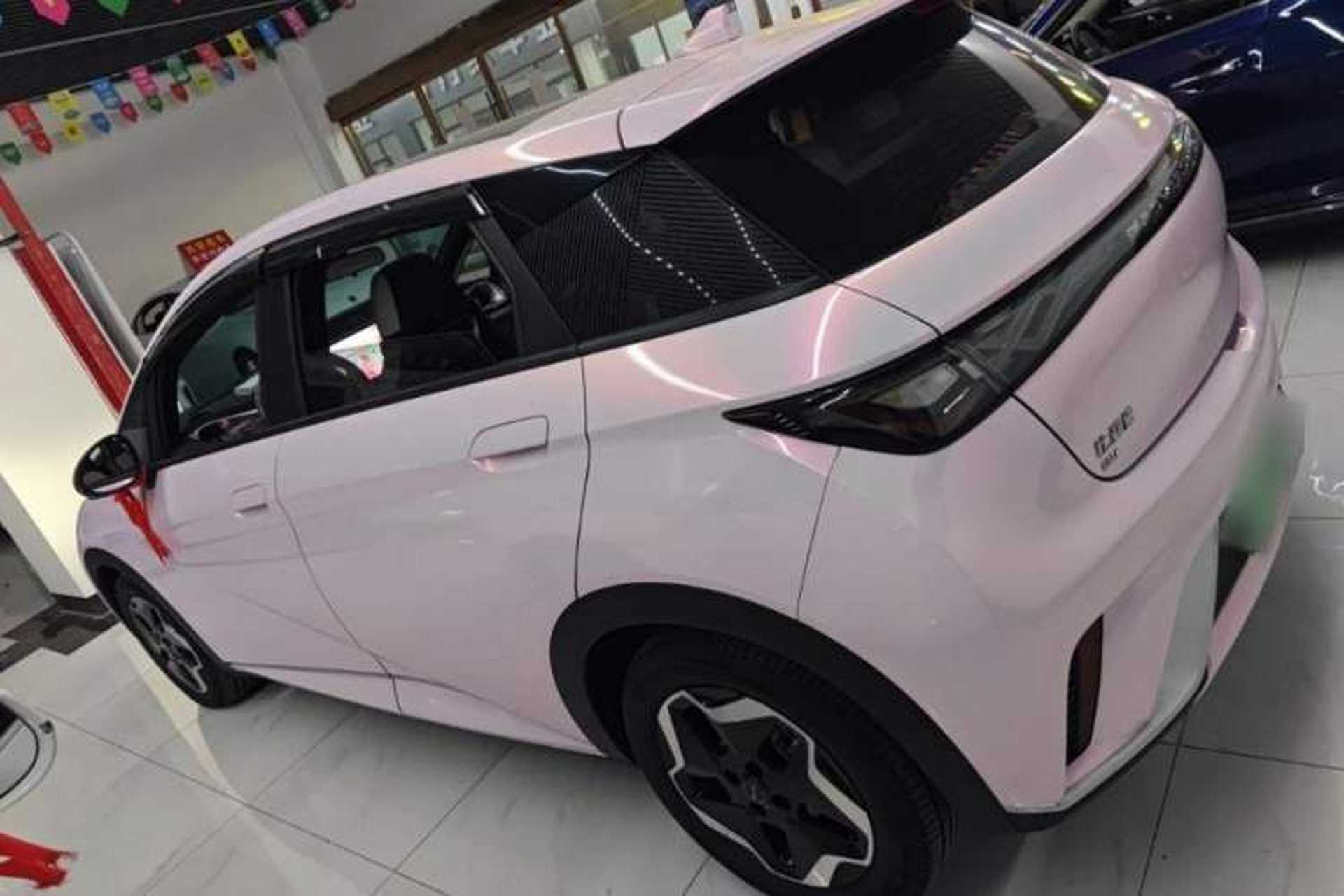 Used BYD Dolphin 2021 405 km Fashion Edition Exterior 3