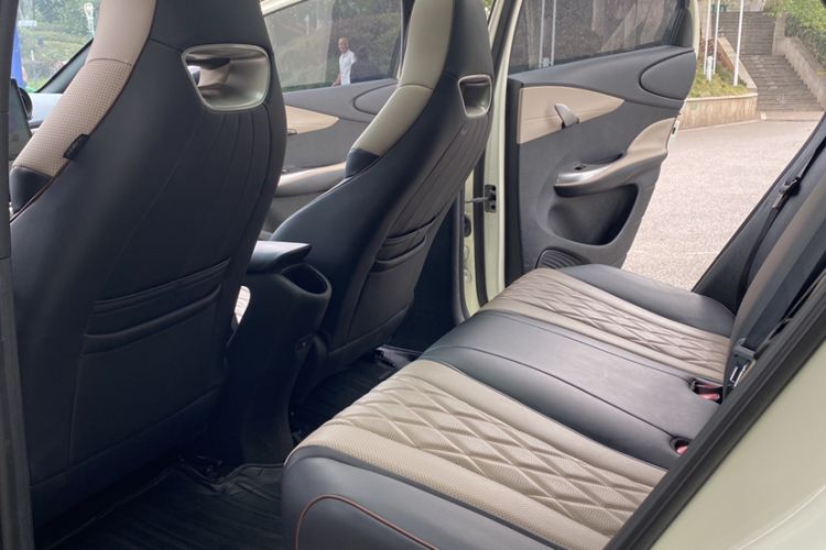 Used BYD Dolphin 2021 405 km Fashion Edition Interior 3