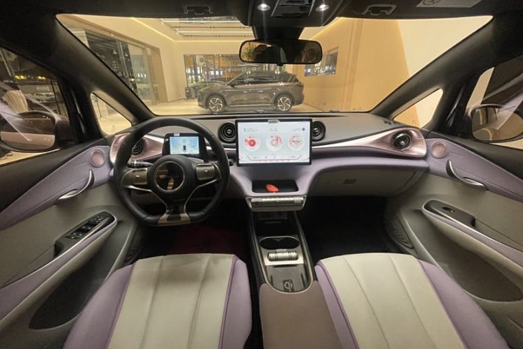 Used BYD Dolphin 2021 405 km Free Version Interior 9