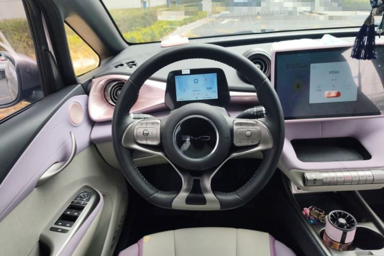 Used BYD Dolphin 2021 405 km Fashion Edition Steering Wheel