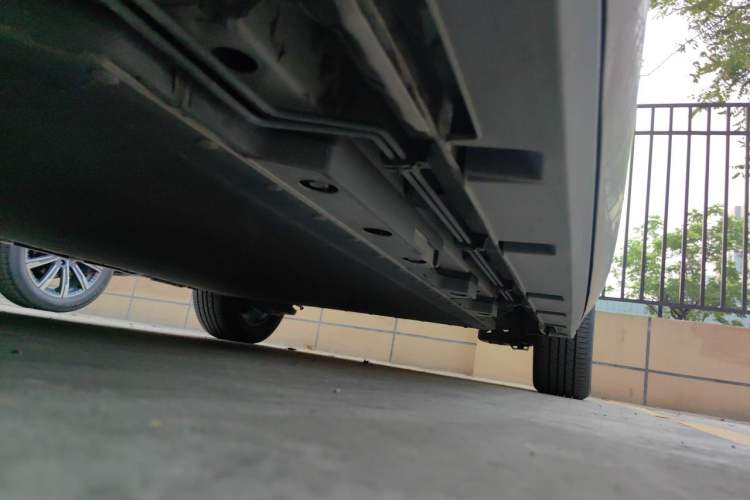 Used BYD Dolphin 2021 405 km Fashion Edition Chassis Front Left