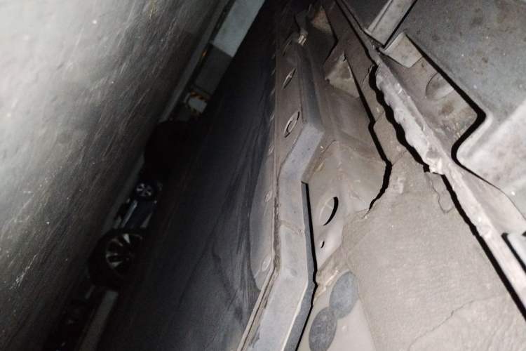 Used BYD Dolphin 2021 405 km Fashion Edition Chassis Front Right