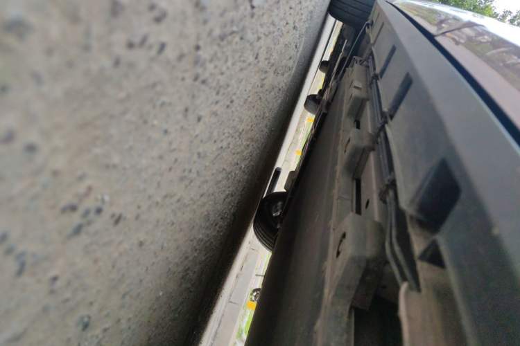 Used BYD Dolphin 2021 405 km Fashion Edition Chassis Rear Left