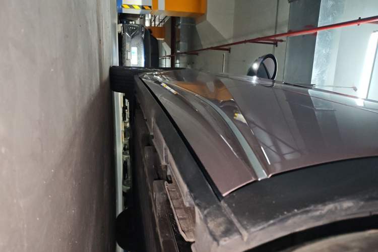 Used BYD Dolphin 2021 405 km Fashion Edition Chassis Rear Left