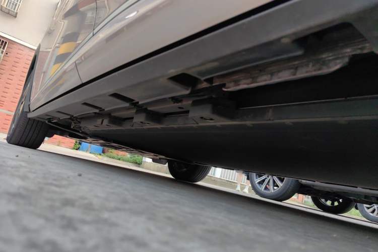 Used BYD Dolphin 2021 405 km Fashion Edition Chassis Rear Left