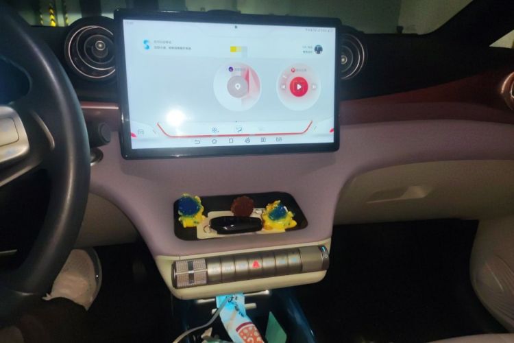 Used BYD Dolphin 2021 405 km Fashion Edition Audio And AC Panel