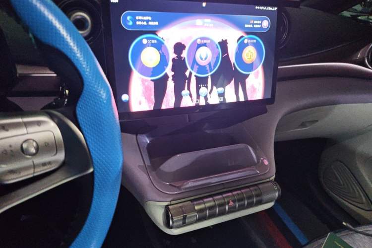 Used BYD Dolphin 2021 405 km Fashion Edition Audio And AC Panel