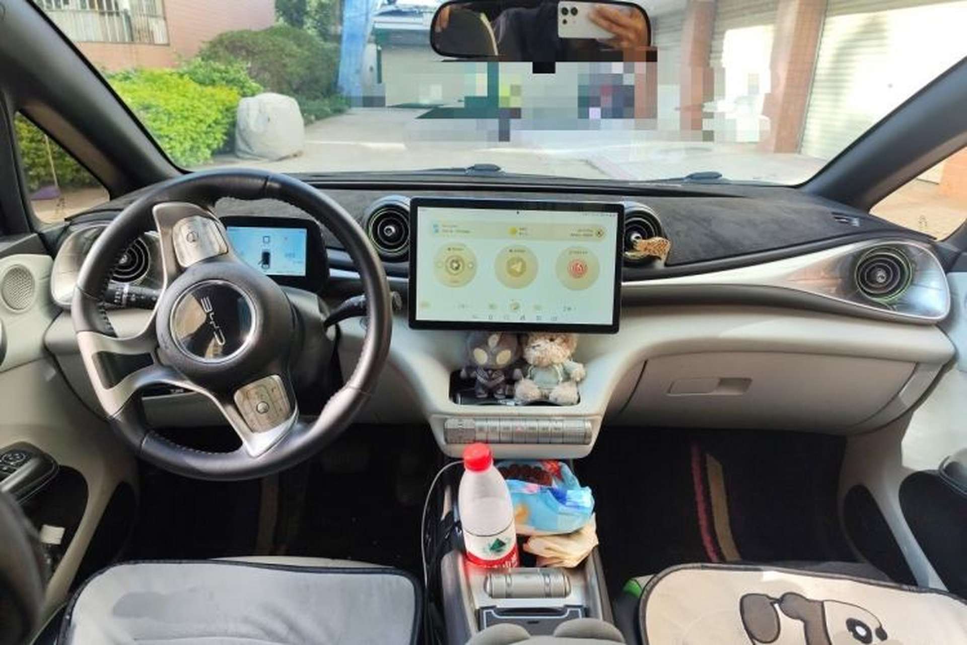 Used BYD Dolphin 2021 405 km Fashion Edition Center Console