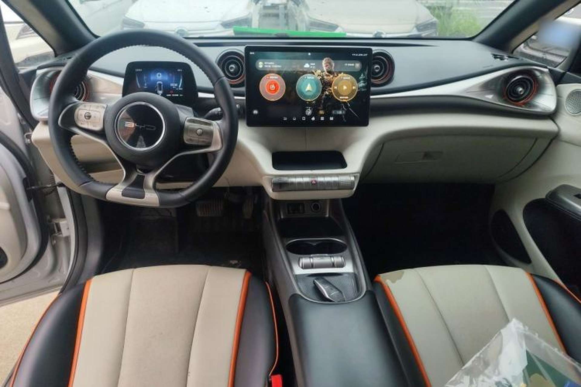 Used BYD Dolphin 2021 405 km Free Version Center Console