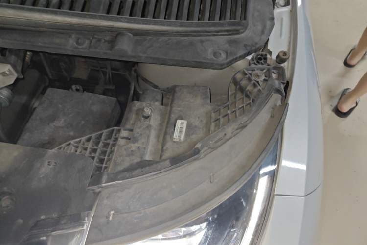 Used BYD Dolphin 2021 405 km Fashion Edition Engine Bay Left