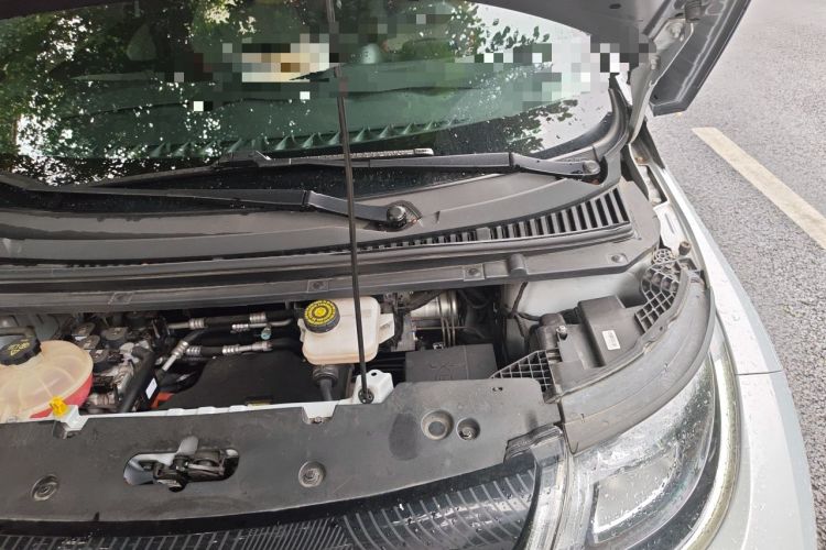 Used BYD Dolphin 2021 405 km Fashion Edition Engine Bay Left