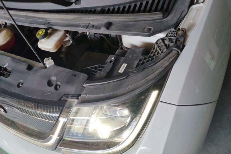 Used BYD Dolphin 2021 405 km Free Version Engine Bay Left