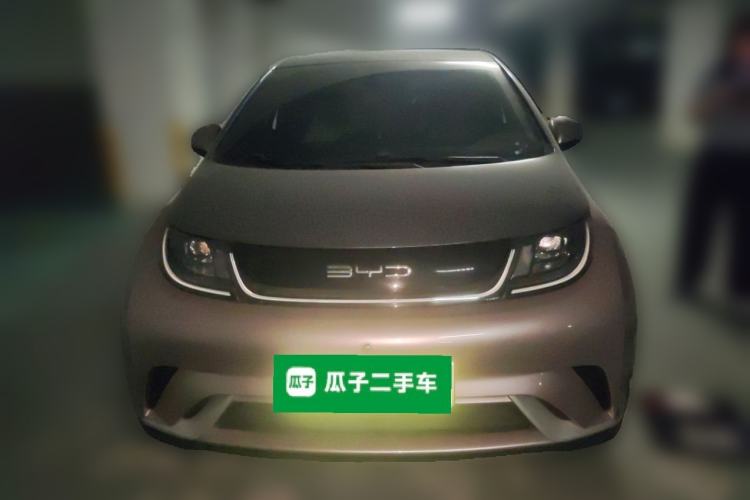 Used BYD Dolphin 2021 405 km Fashion Edition Front
