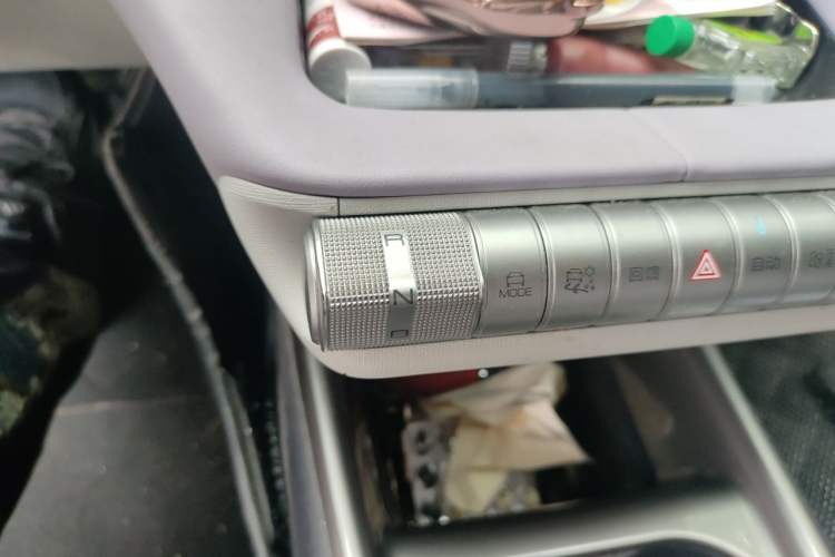 Used BYD Dolphin 2021 405 km Fashion Edition Gear Lever