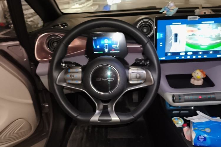 Used BYD Dolphin 2021 405 km Fashion Edition Steering Wheel