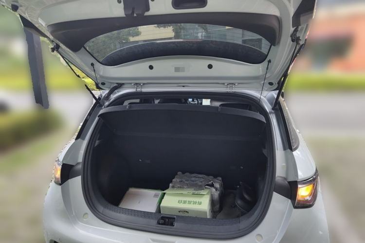 Used BYD Dolphin 2021 405 km Fashion Edition Trunk