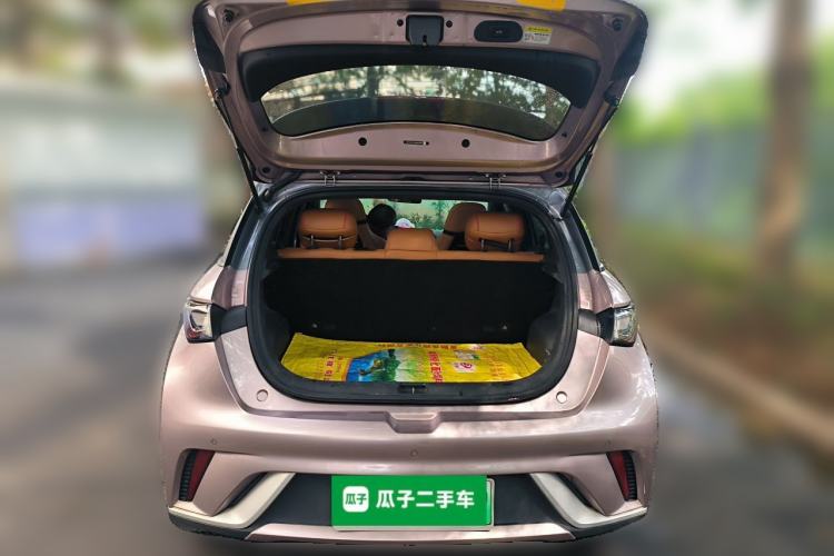 Used BYD Dolphin 2021 405 km Fashion Edition Trunk