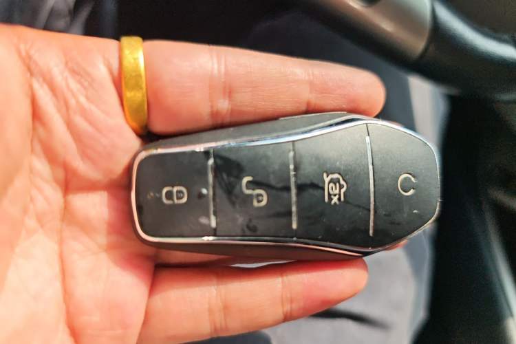 Used BYD Dolphin 2021 405 km Fashion Edition Vehicle Key
