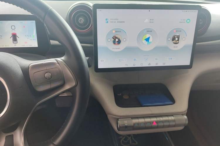 Used BYD Dolphin 2021 405 km Fashion Edition Audio And AC Panel