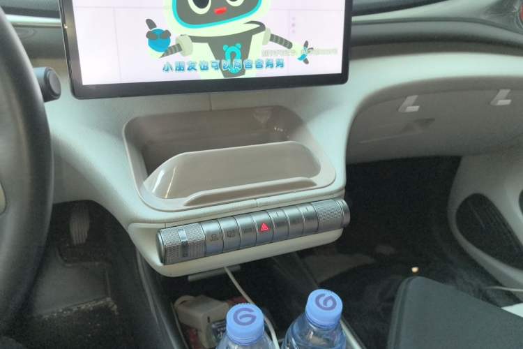 Used BYD Dolphin 2021 405 km Free Version Audio And AC Panel