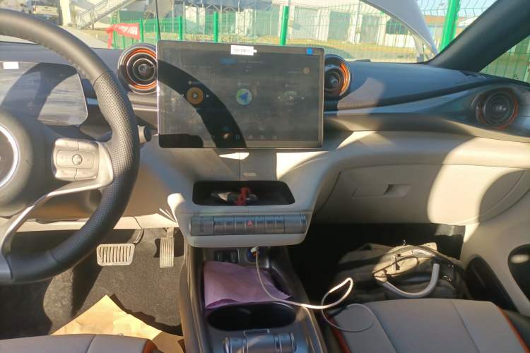 Used BYD Dolphin 2021 405 km Free Version Audio And AC Panel
