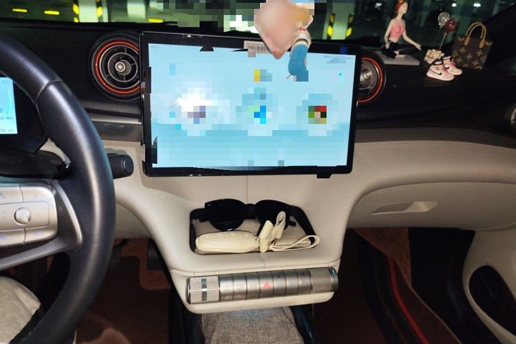 Used BYD Dolphin 2021 405 km Fashion Edition Audio And AC Panel