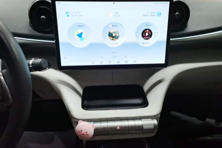 Used BYD Dolphin 2021 405 km Fashion Edition Audio And AC Panel