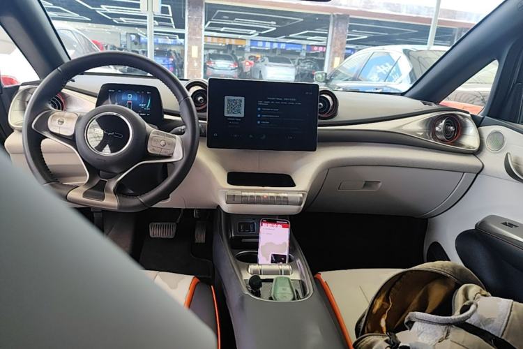 Used BYD Dolphin 2021 405 km Fashion Edition Center Console