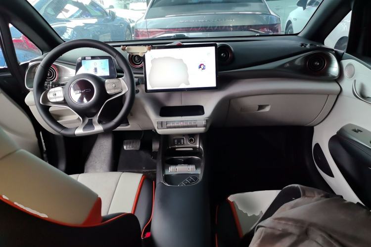 Used BYD Dolphin 2021 405 km Free Version Center Console