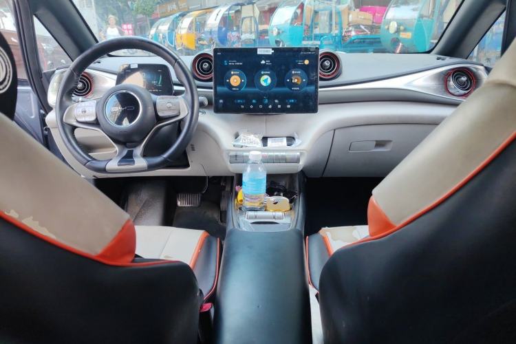 Used BYD Dolphin 2021 405 km Free Version Center Console
