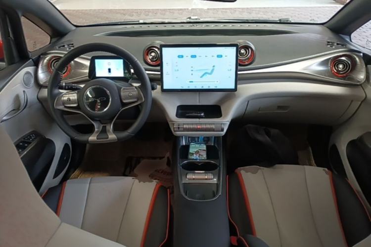Used BYD Dolphin 2021 405 km Fashion Edition Center Console