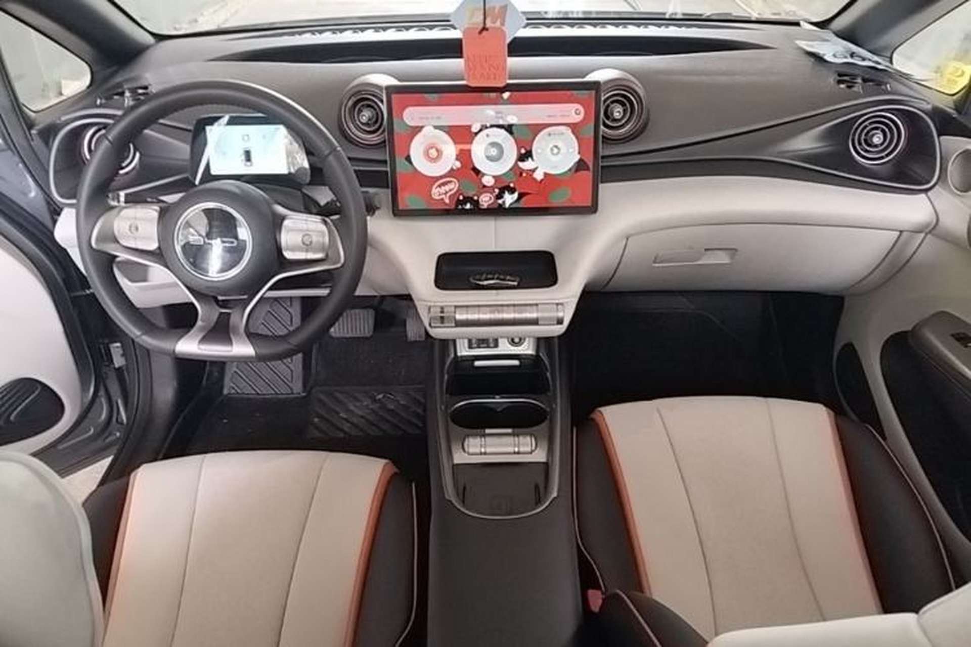 Used BYD Dolphin 2021 405 km Fashion Edition Center Console