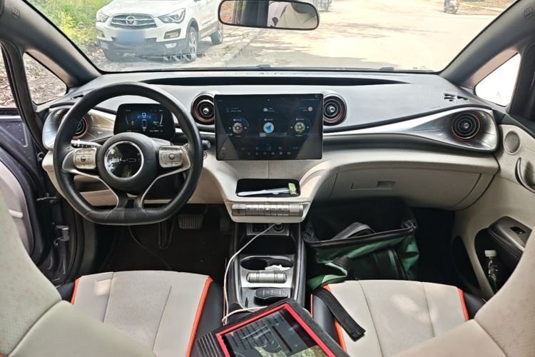 Used BYD Dolphin 2021 405 km Fashion Edition Center Console