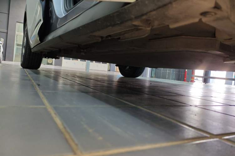 Used BYD Dolphin 2021 405 km Fashion Edition Chassis Front Right