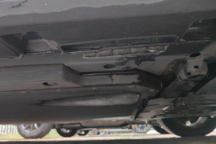 Used BYD Dolphin 2021 405 km Fashion Edition Chassis Front Right