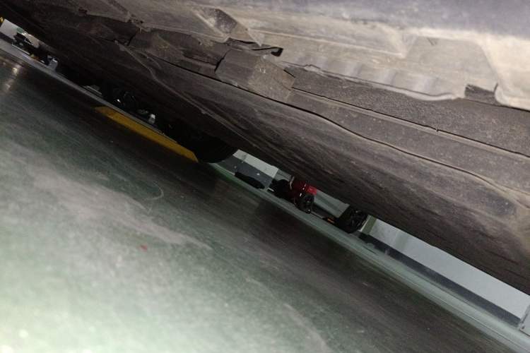 Used BYD Dolphin 2021 405 km Fashion Edition Chassis Rear Left