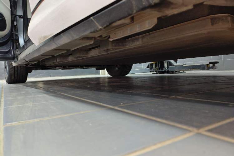 Used BYD Dolphin 2021 405 km Fashion Edition Chassis Rear Left