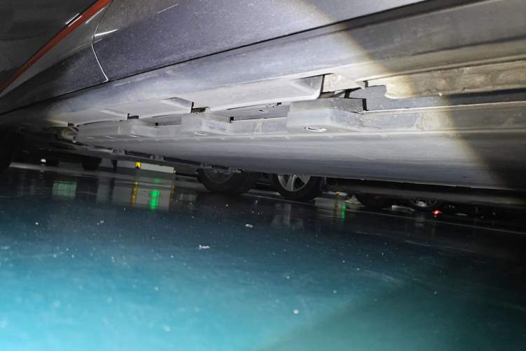 Used BYD Dolphin 2021 405 km Fashion Edition Chassis Rear Left