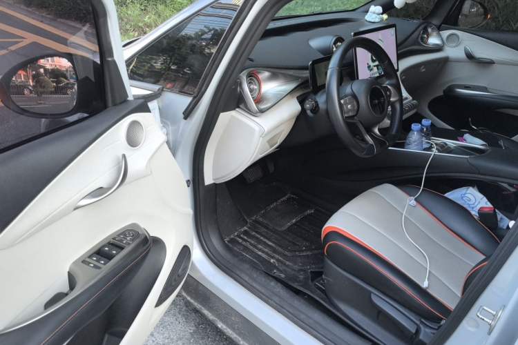 Used BYD Dolphin 2021 405 km Free Version Driver Seat