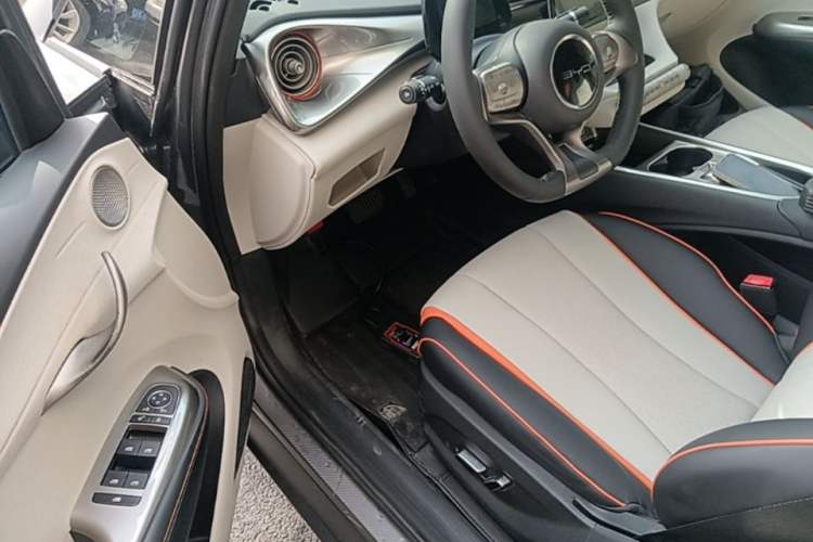 Used BYD Dolphin 2021 405 km Fashion Edition Driver Seat