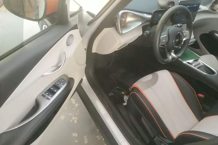 Used BYD Dolphin 2021 405 km Free Version Driver Seat