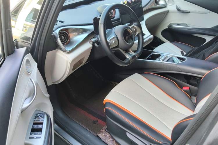 Used BYD Dolphin 2021 405 km Free Version Driver Seat