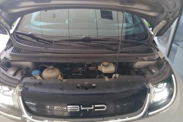Used BYD Dolphin 2021 405 km Fashion Edition Engine Bay