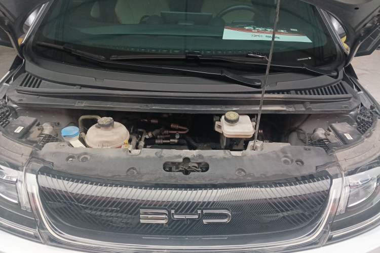 Used BYD Dolphin 2021 405 km Fashion Edition Engine Bay