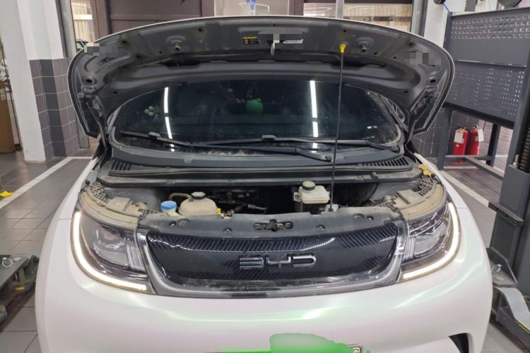 Used BYD Dolphin 2021 405 km Fashion Edition Engine Bay
