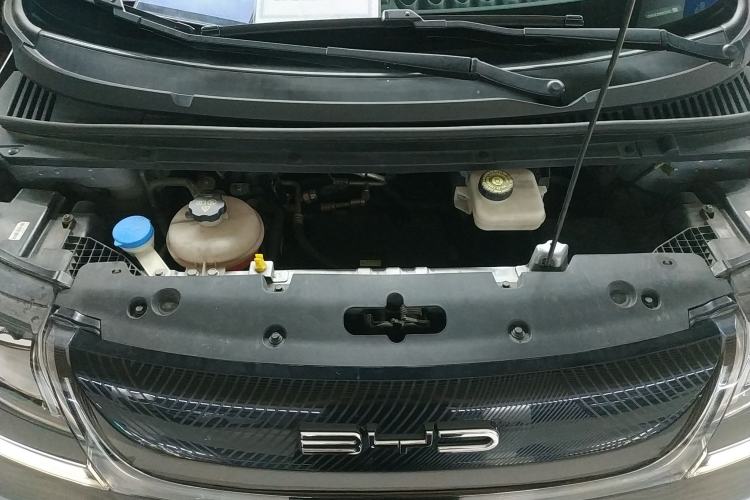 Used BYD Dolphin 2021 405 km Fashion Edition Engine Bay