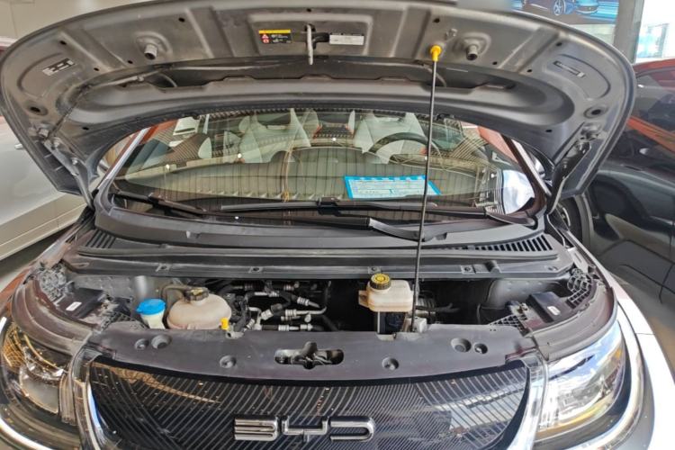 Used BYD Dolphin 2021 405 km Fashion Edition Engine Bay